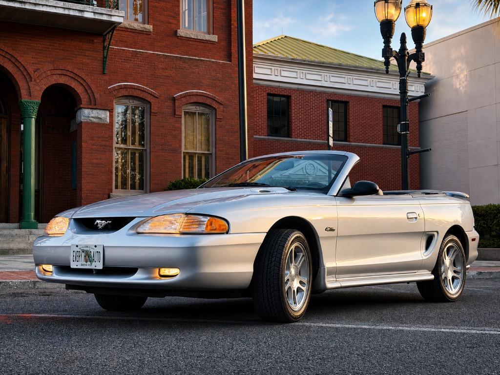 1998 Ford Mustang GT - Photo 11